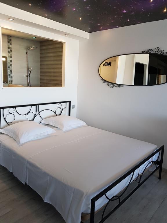Studio Naturiste "Azur" Heliopolis C 64 Agde Dış mekan fotoğraf